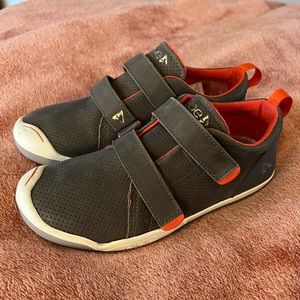 PLAE kids shoes 3.5
